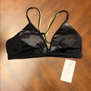 Athleta Freestyle Camo Bikini Top Large